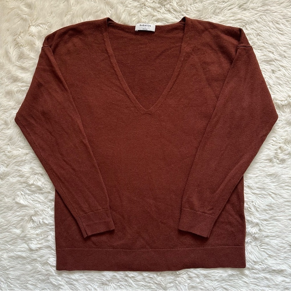 Aritzia Babaton Sweater Vneck Long Sleeve Wool Blend Brown Size 1